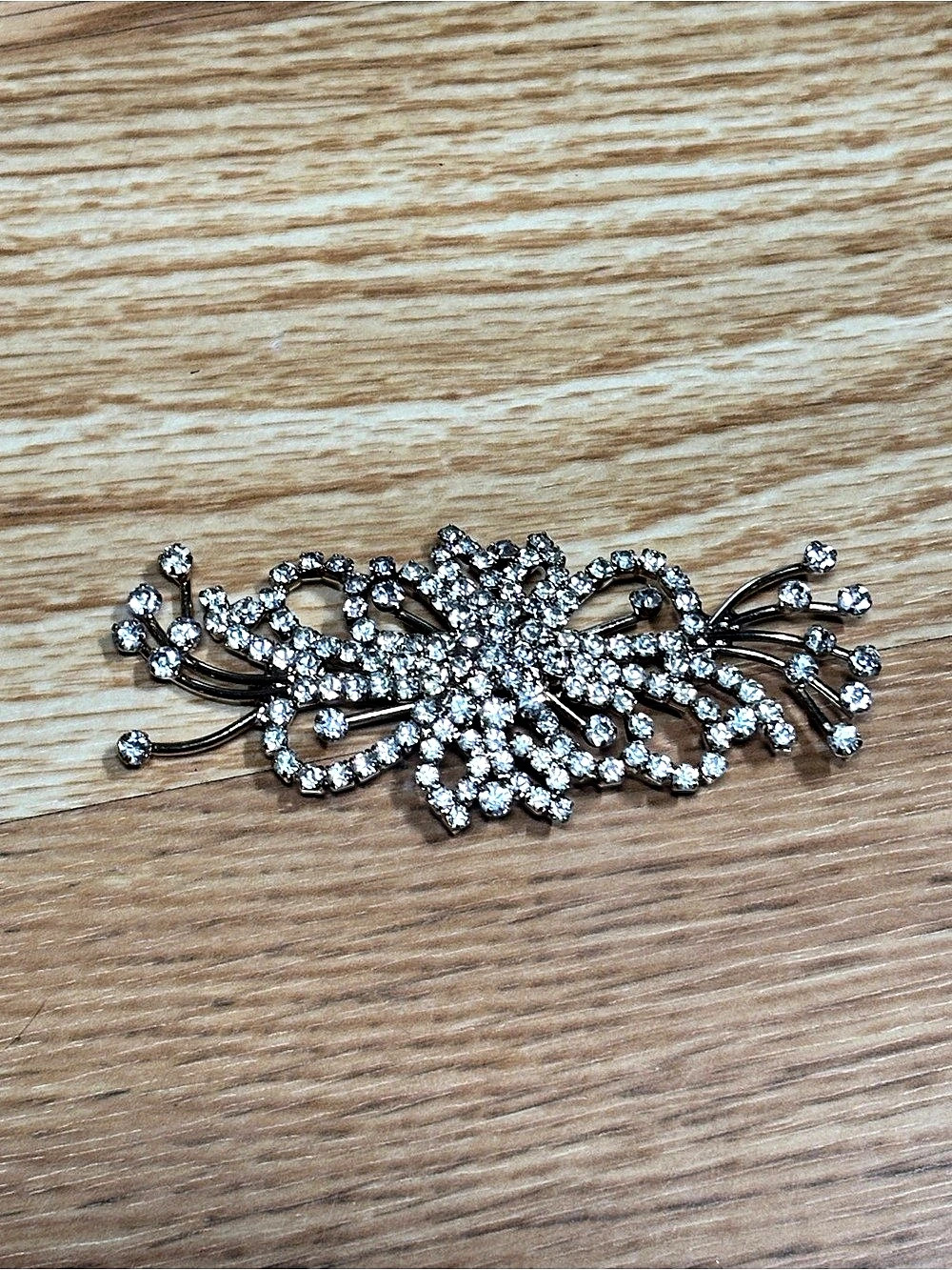 Rhinestone Floral Spray Brooch in Silver Like New